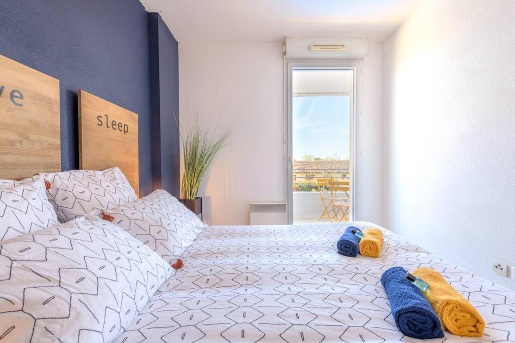 Le Bleu Nuit Piscine Parking Netflix Cafe Apartment Villemur-sur-Tarn